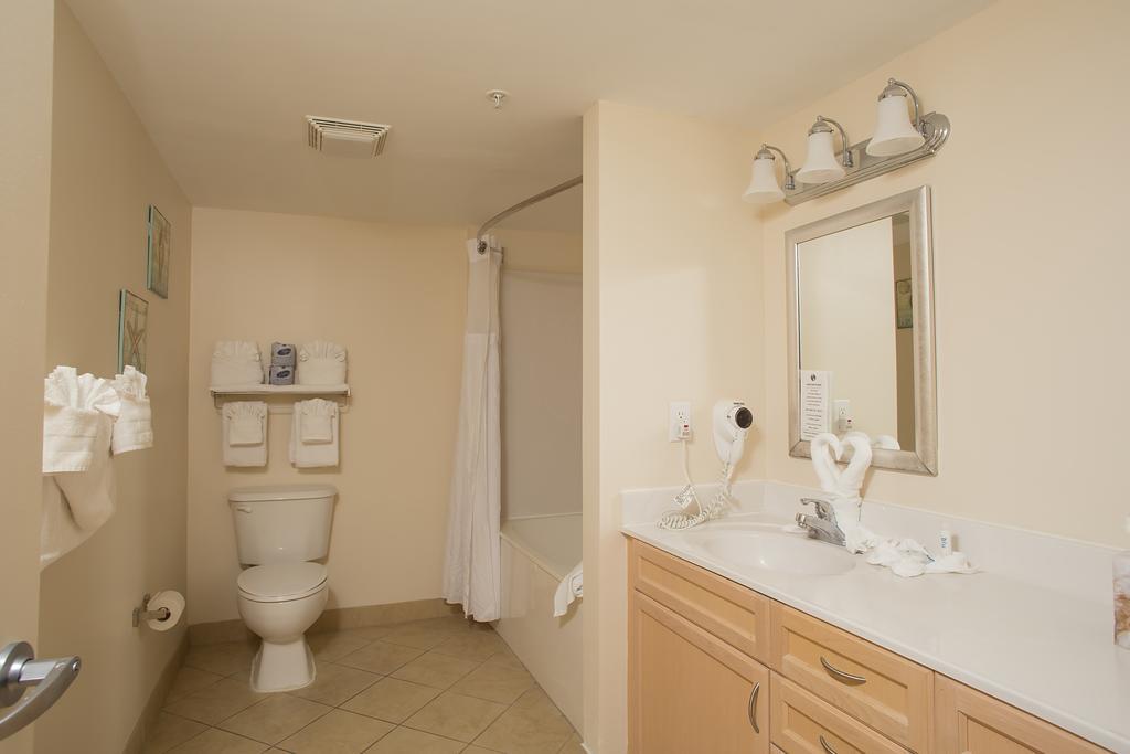 Two-Bedroom Suite with Ocean View,925797886:JPEG