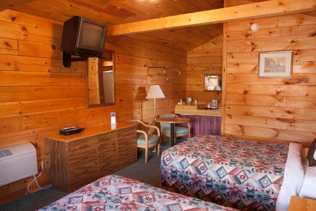 Cottage (4 Adults)
