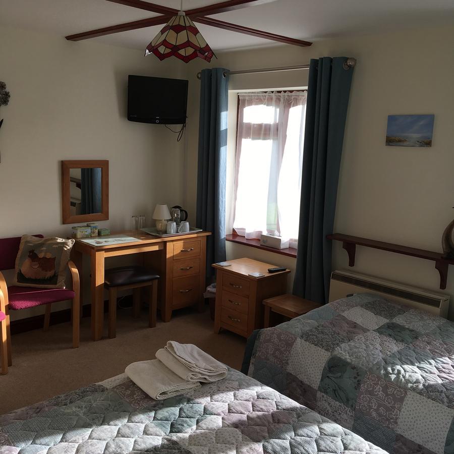 Double or Twin Room with Private External Bathroom