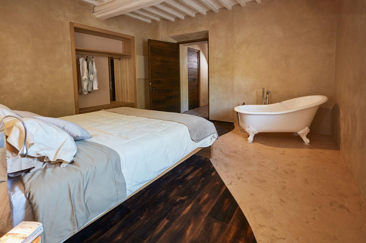 Deluxe Double Room with Bath,658943082:JPEG