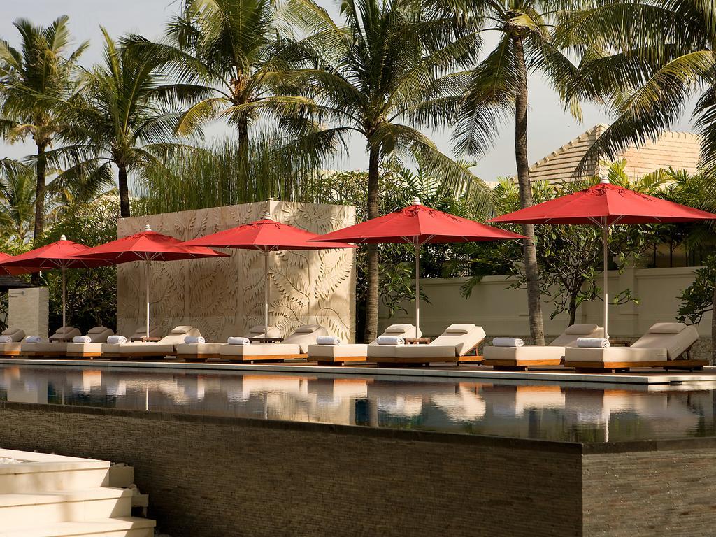 Royal One-Bedroom Private Pool Villa with Free Benefit