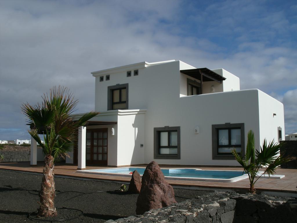 Three-Bedroom Villa with Private Pool (6 Adults)