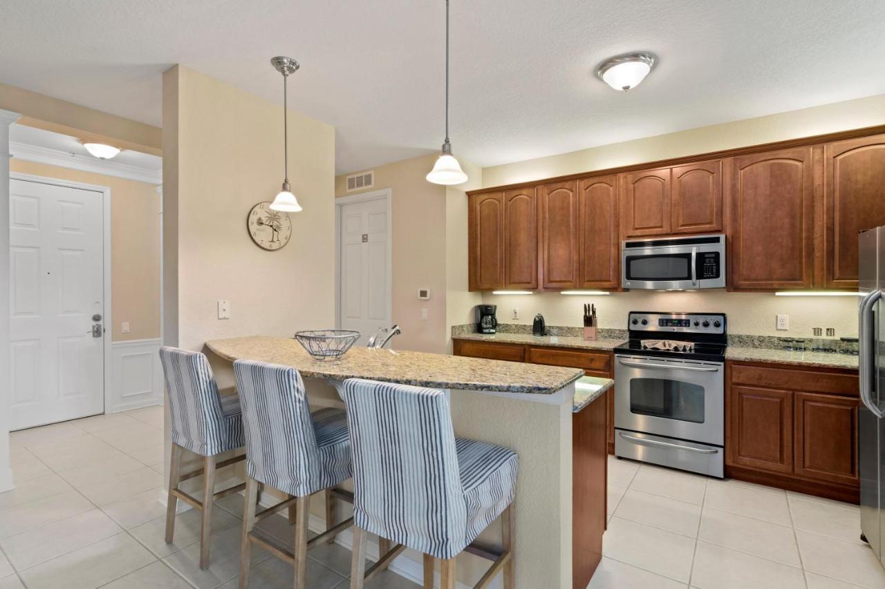 Luxury Three-Bedroom Apartment