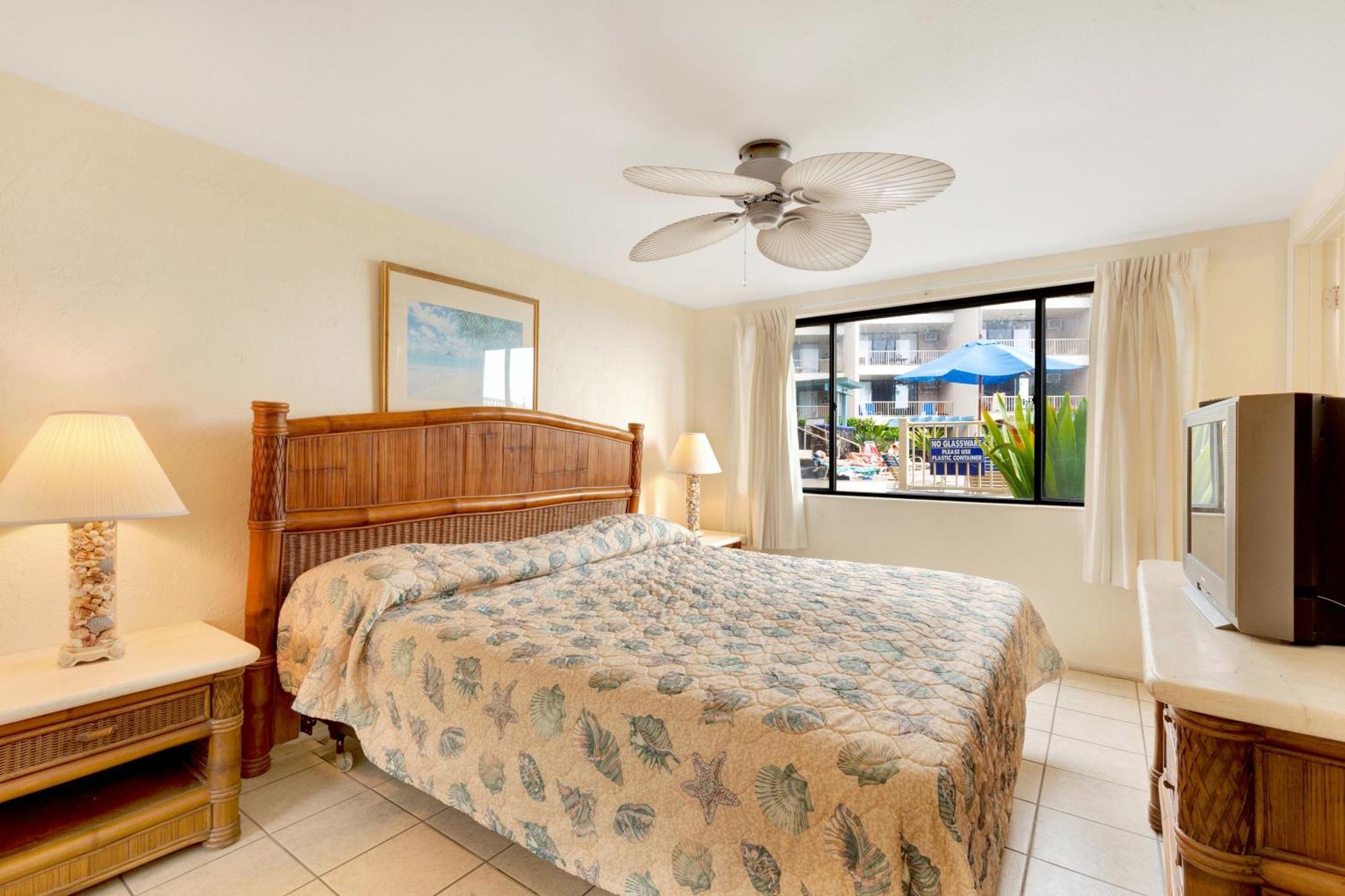 One Bedroom One Bath Ocean Front Suite,824325245:JPEG