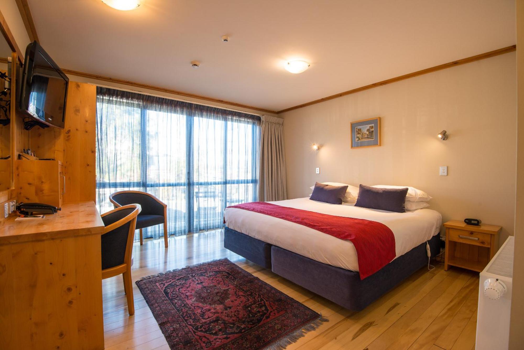 Deluxe King Room,827002106:JPEG