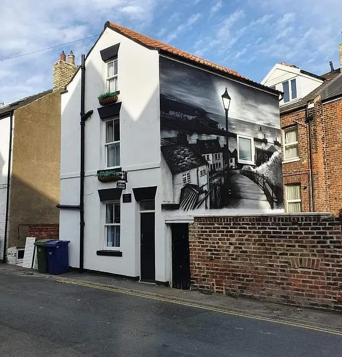 Albion Cottage - Whitby-1