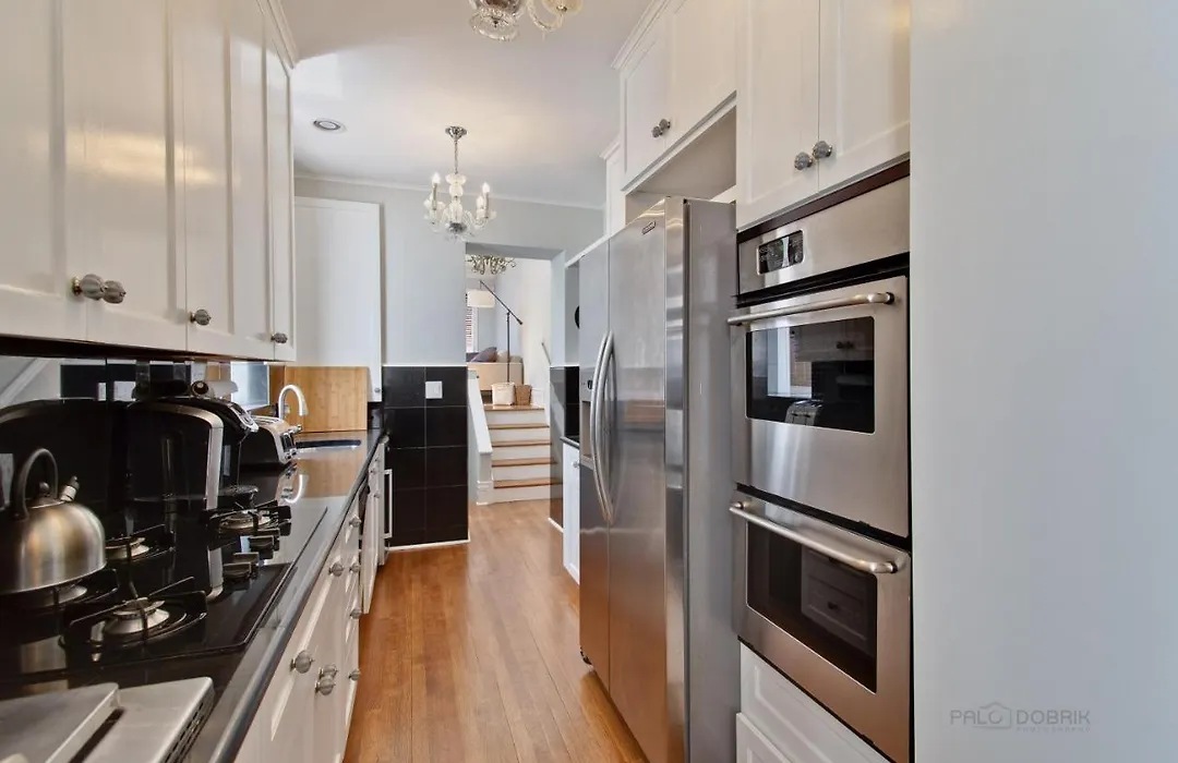 Historic Luxury Townhouse In Downtown Chicago-1