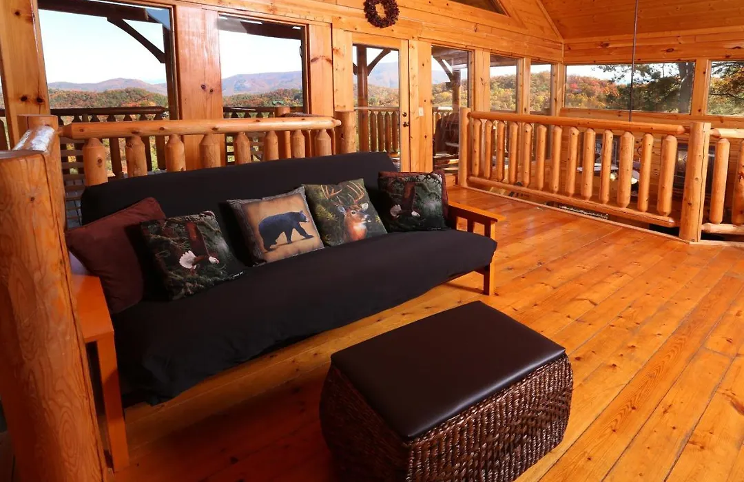 Enourmous Luxury Mountain Cabin-1