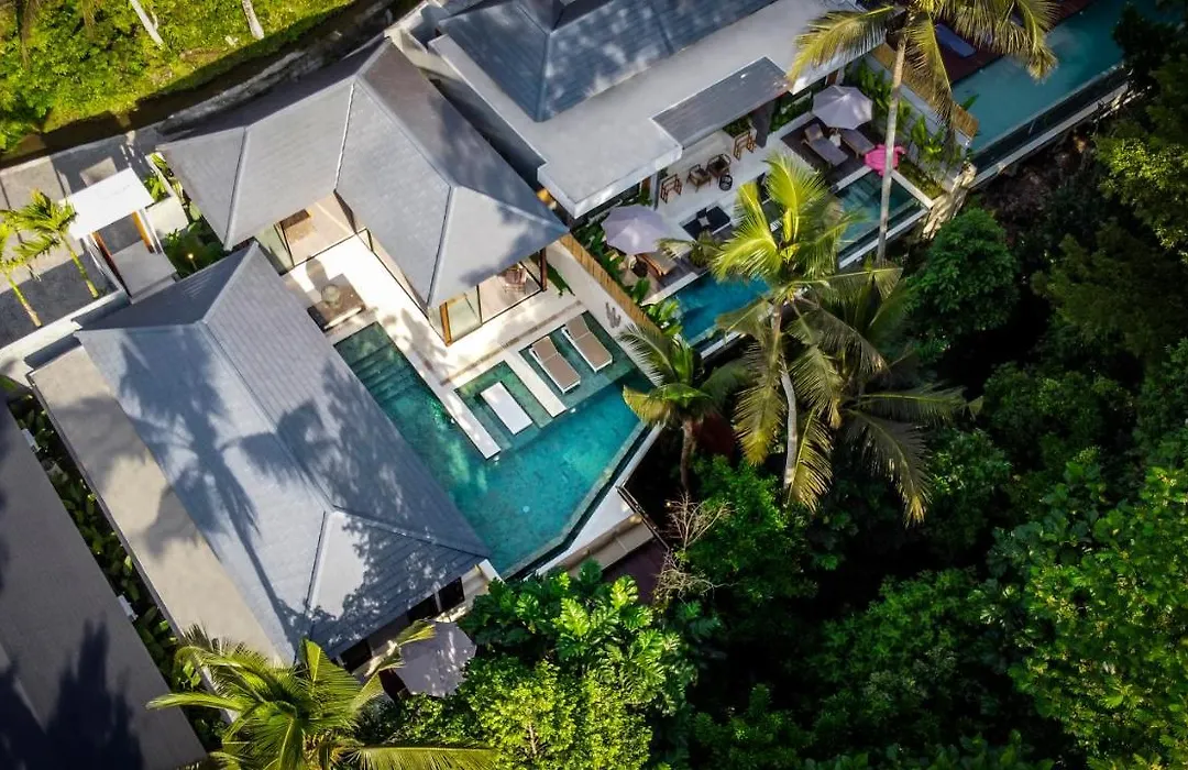 Villa Dua Baskom By Balisuperhost-1