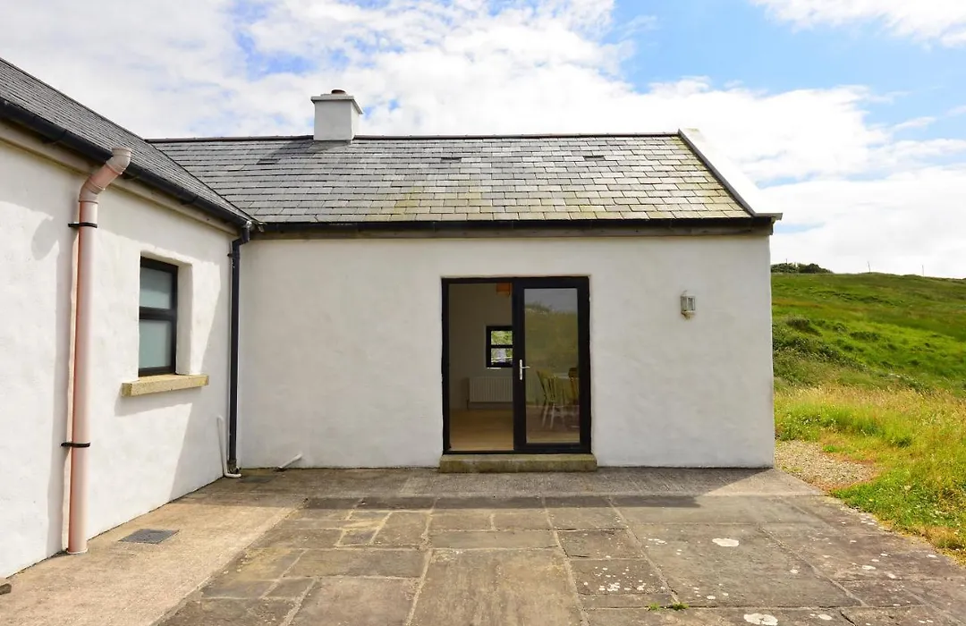 Russells Cottage-1