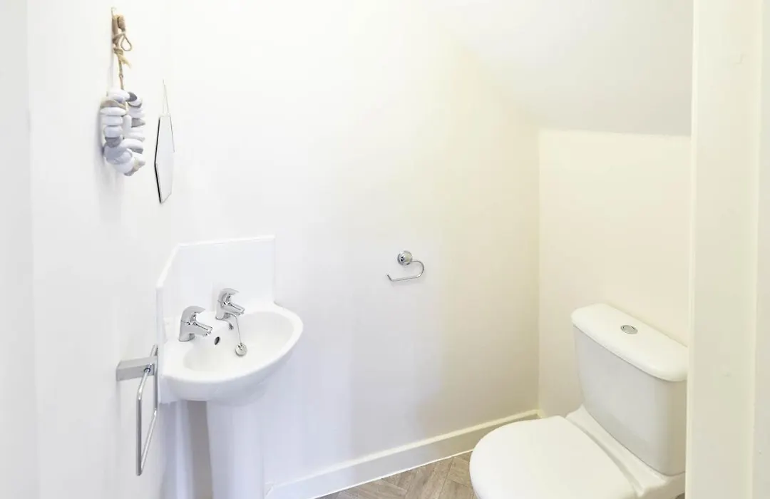 Host & Stay - Coach House Retreat-1