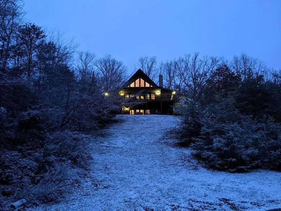 Smoky Mountain Splendor Two Third Acre 2 King Master Suites-1