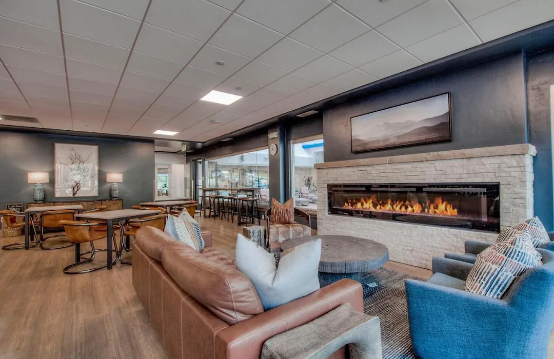 Village Penthouse At Wetterhorn Condo: Ski-In/Out-1