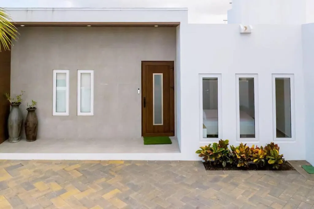 New 5Br 3Ba Villa Biba Dushi 3-Min Eagle Beach-1