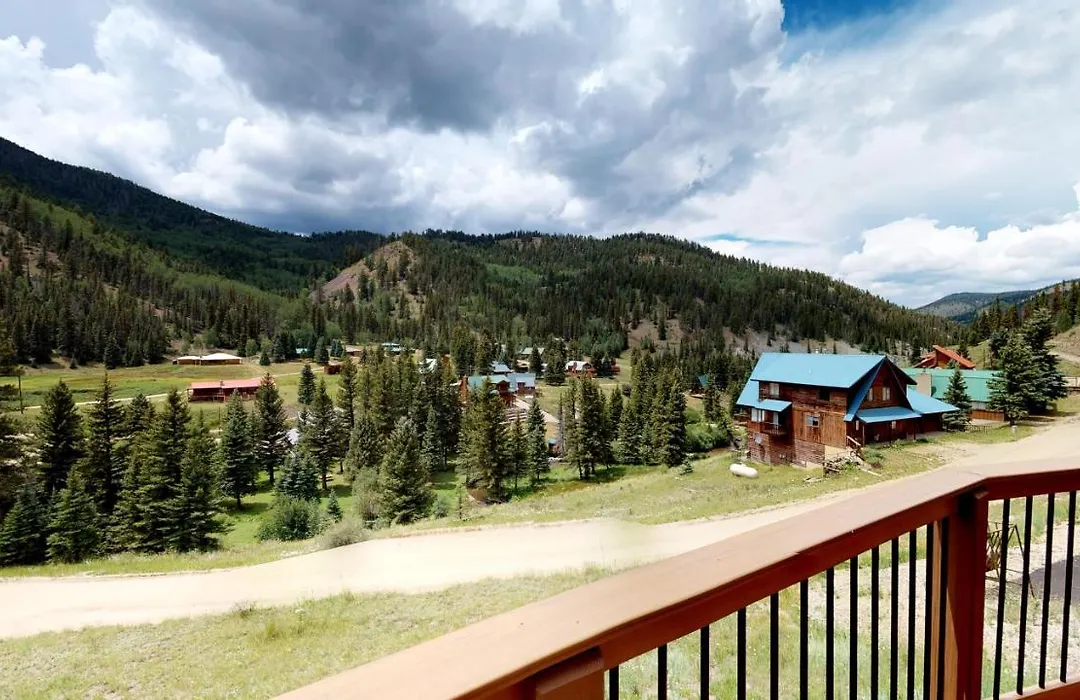 29 Valley Of The Pines With Hot Tub In The Upper Valley-1