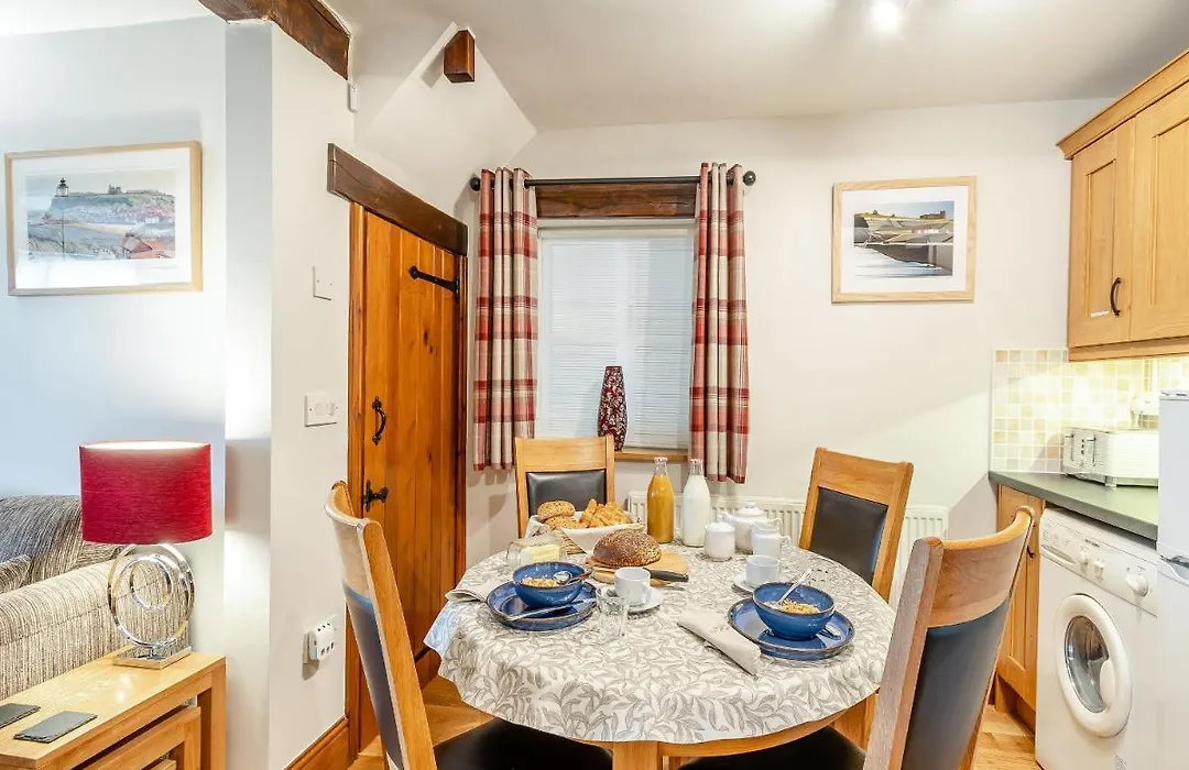 Nans Cottage - Uk43350-1