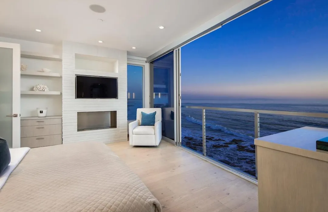 Malibu Escape-1