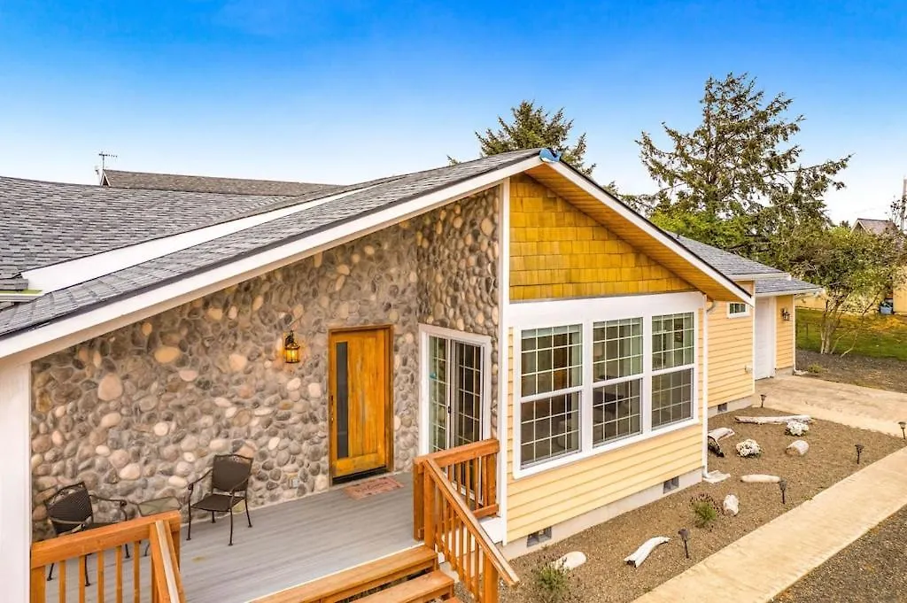 Comfy Home Close To The Pacific Ocean Shores Fun-1