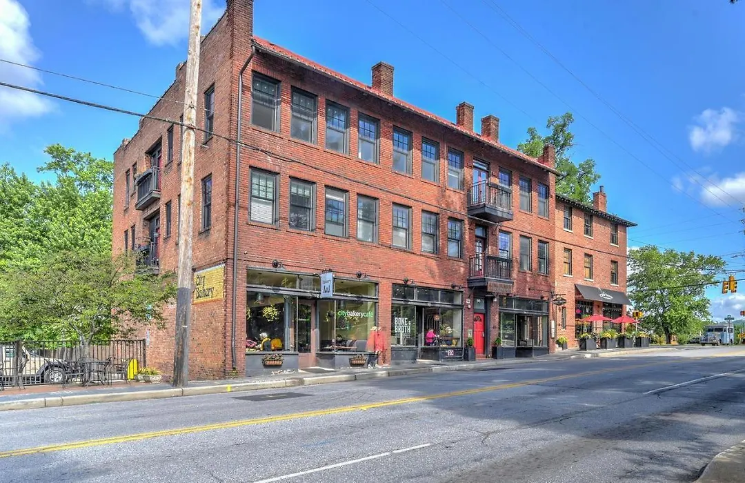 Historic King James Unit 10-1