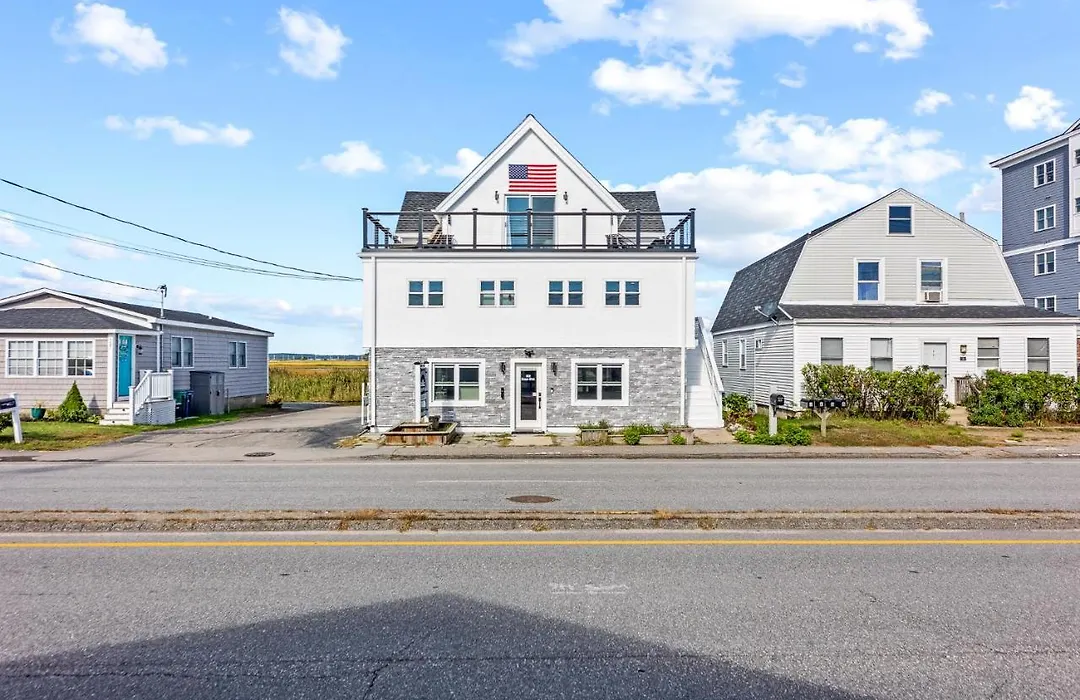 Oceanside Luxury Home Hampton Beach-1