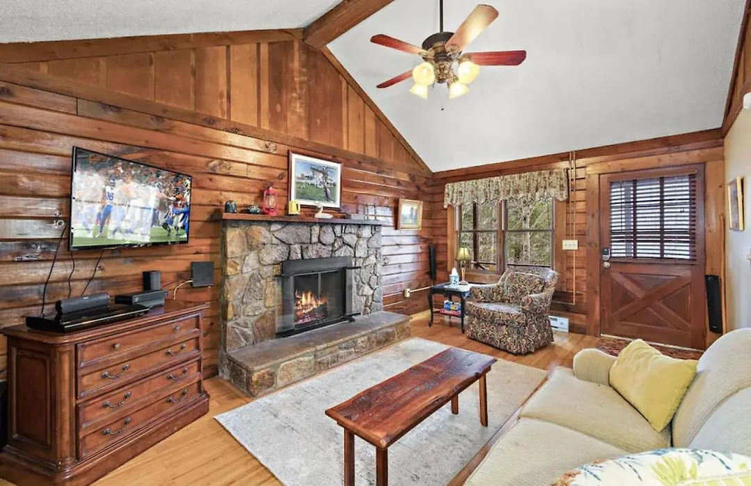 Quiet Cabin In The High Country-1