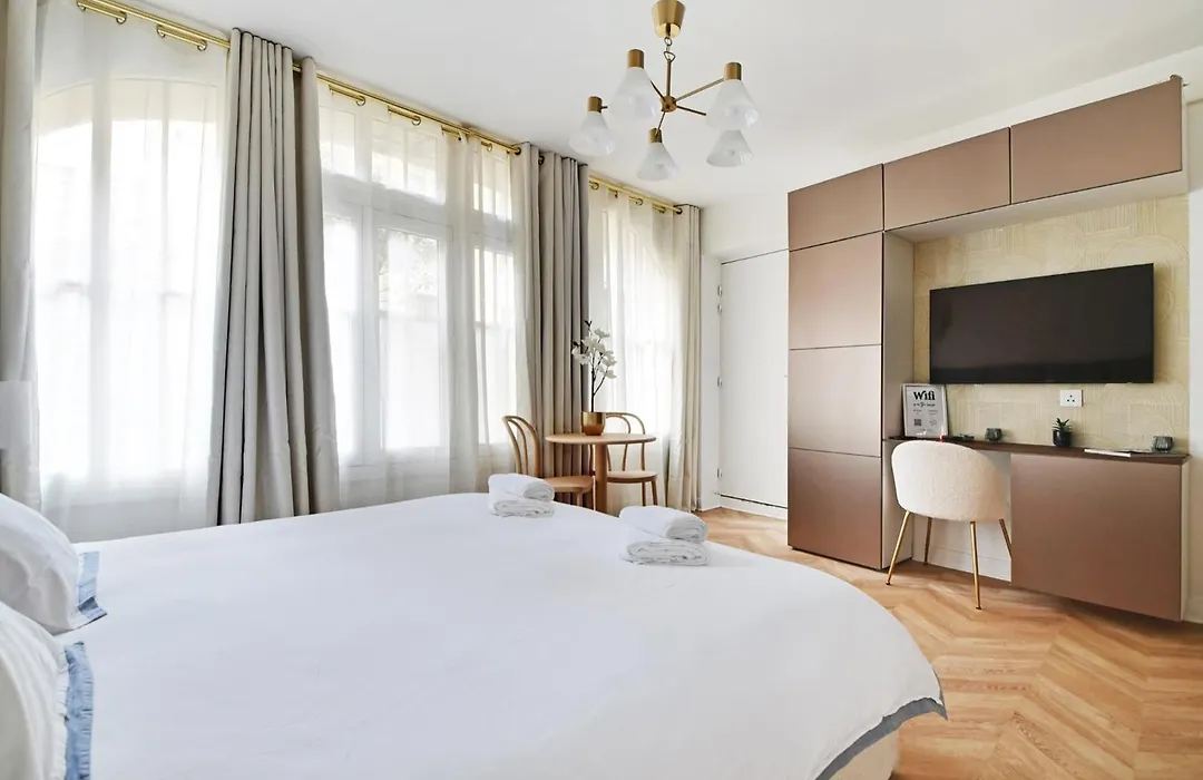 Studio Place Des Vosges - Le Marais-1
