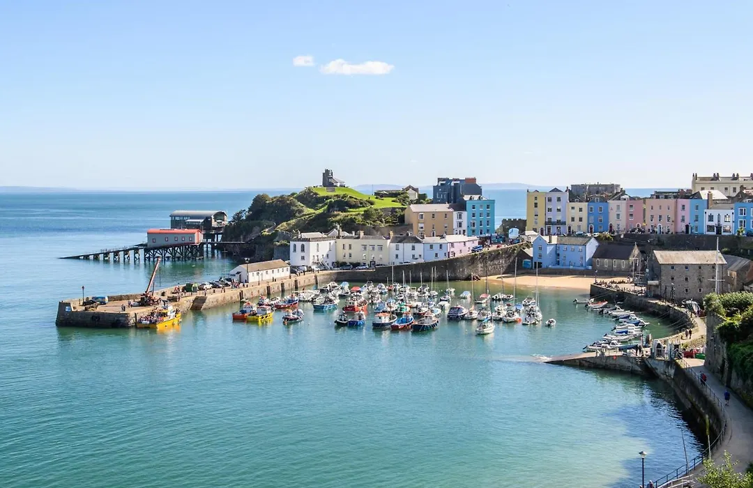 3 Bed In Tenby 88728-1
