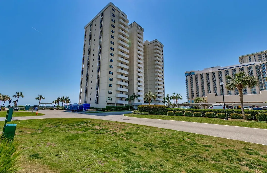 Arcadian II 3E - Oceanfront - Shore Drive Section-1