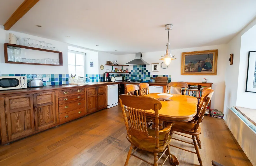 Brosnan'S Cottage-1