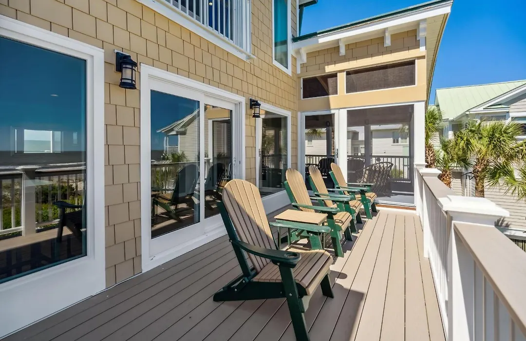 808 Ocean Boulevard-1