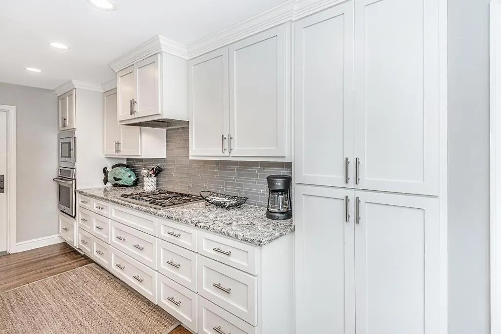 806 Carolina Boulevard-1