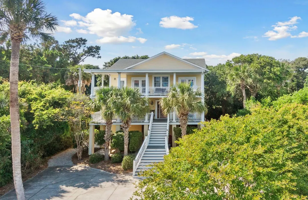 Southern Charm-1