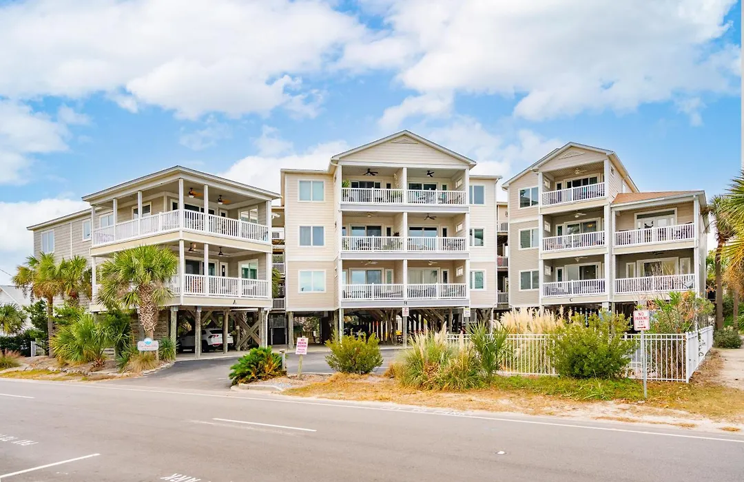 114 West Arctic Avenue, Pier Pointe Villas C201-1