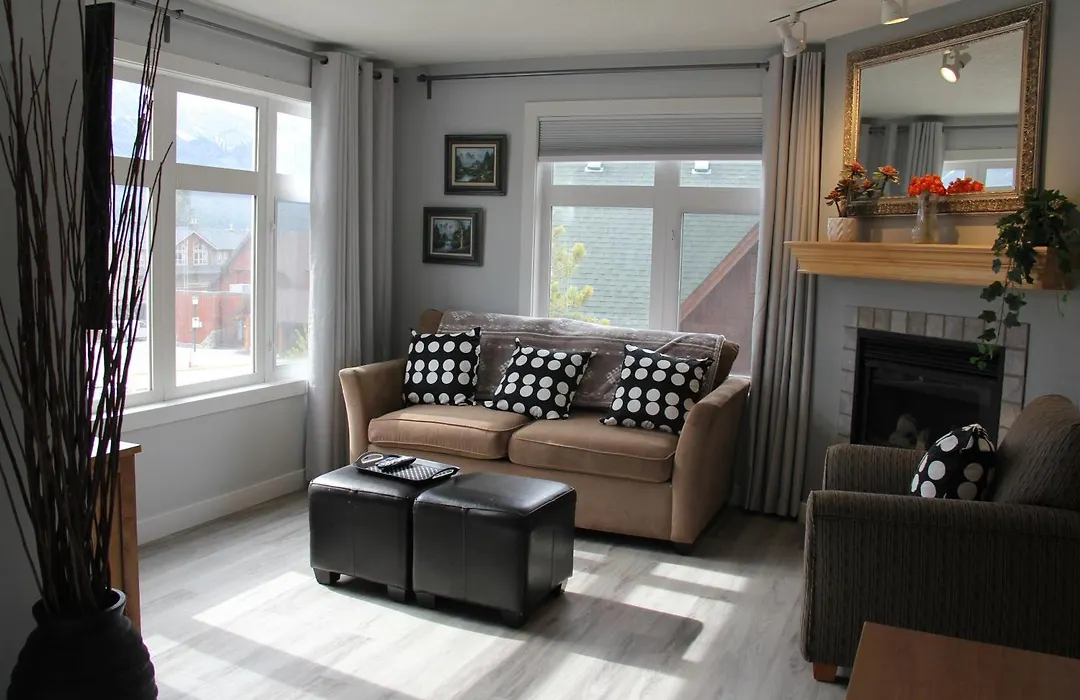 Windtower Lodge - Canmore-1