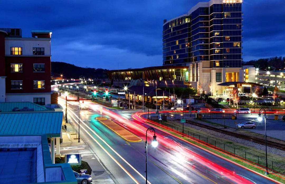 Foothill'S Luxury 2Bdr Ground Floor Condo In 1000 Hill'S-1
