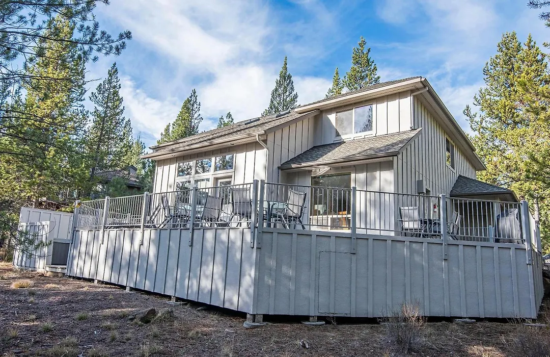 3 Lark Lane - Meredith Lodging-1