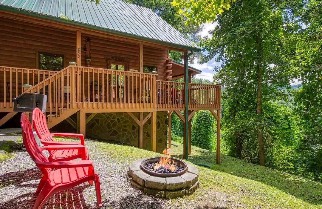 Magical Moments, Hot Tub, Wifi, 560 In Free Attractions Tickets Each Paid Day!-1