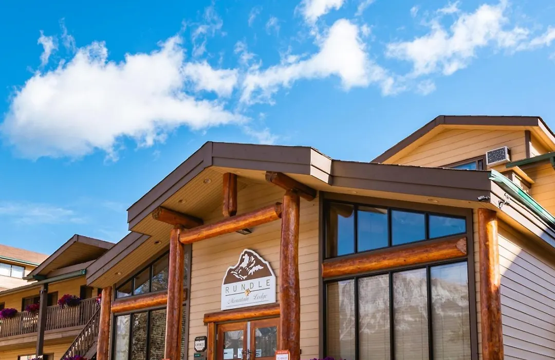 Rundle Mountain Lodge-1