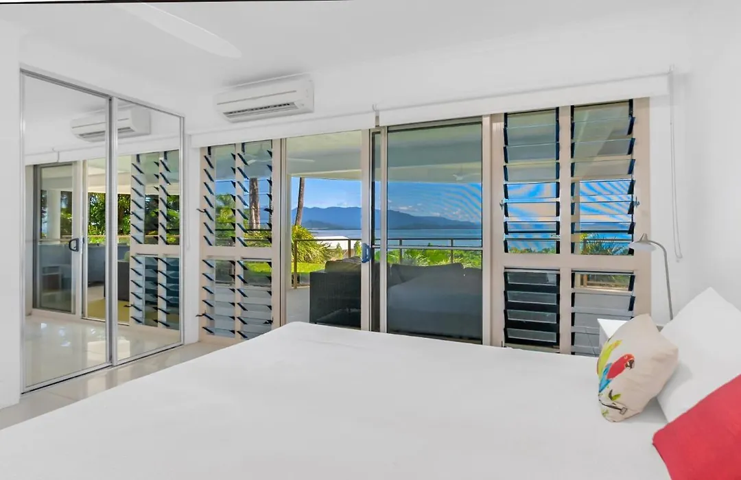 Island Point Villa 1 Port Douglas-1