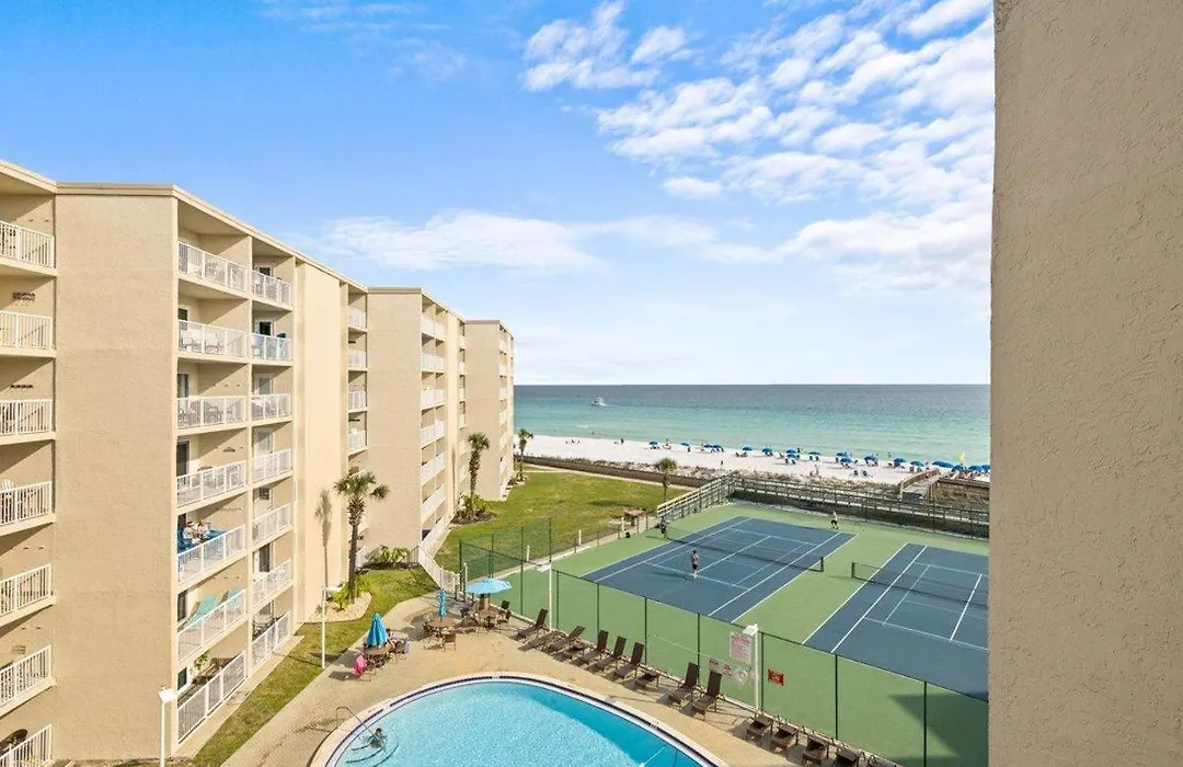 Holiday Surf And Racquet Unit 510-1