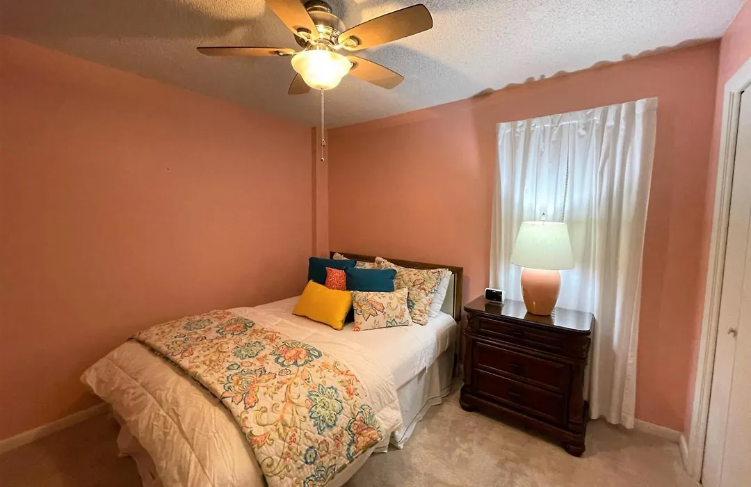 Compass Point 103-1