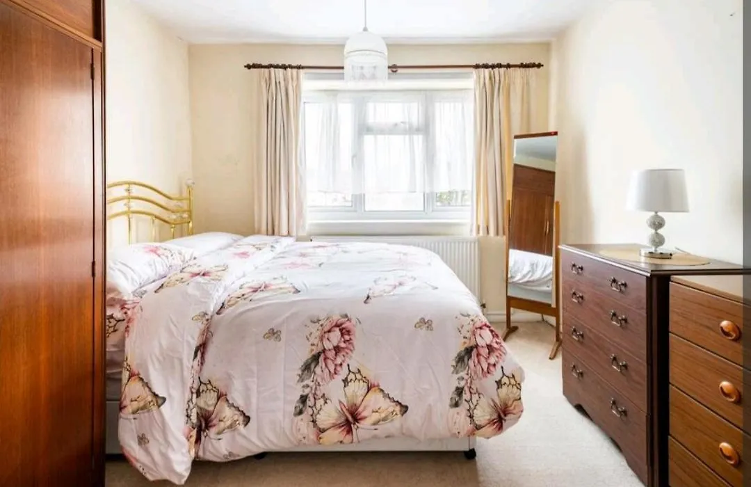 London Stratford Holiday Home-1