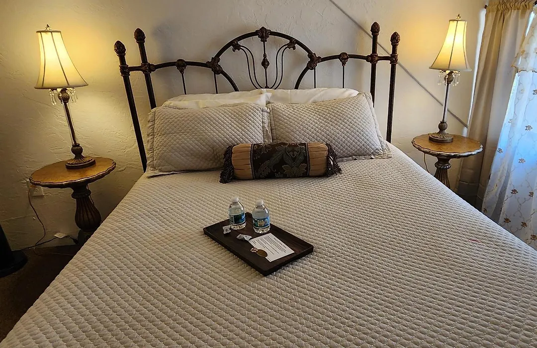 Lily Creek Lodge-1