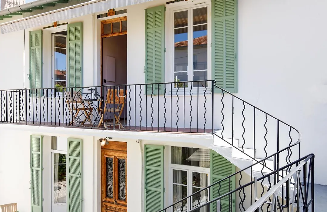 Villa La Perle Yourhosthelper-1