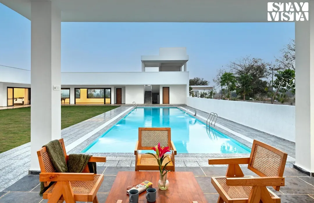 Stayvista At Aj House With Pvt Pool & Projector Set-Up-1