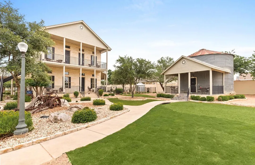 #26 At Gruene Silo Inn-1