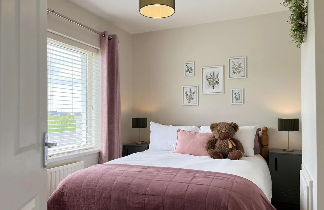 Hazelwood Cottage-1