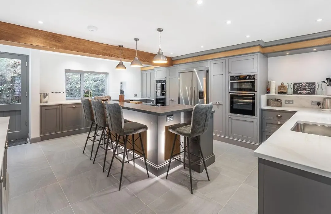 8 Bed In Windermere Oc-Lr103-1