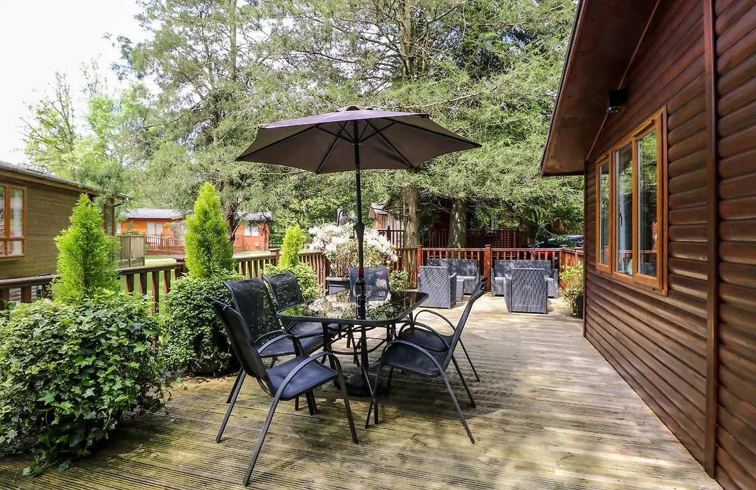 Footprints Lodge-1