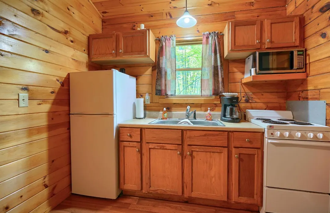 Blue Rose Cabins - Cupids Cabin-1